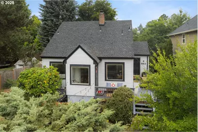 8413 SW 4th Ave, Portland, OR 97219 - Photo 1