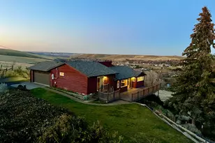 71251 Appaloosa Ln, Pendleton, OR 97801 - Photo 1