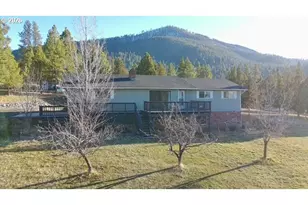324 Edgewood Dr, Canyon City, OR 97820 - Photo 1