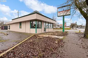 774 Main St, Springfield, OR 97477 - Photo 1