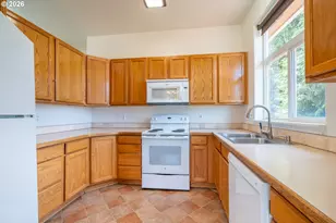 1844 SE 19th St, Lincoln City, OR 97367 - Photo 10
