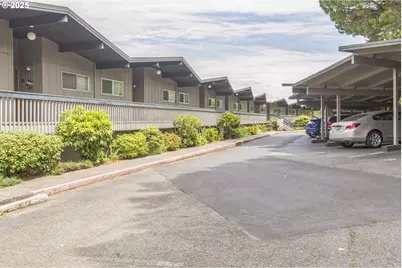 290 N 3rd Ct #15, Coos Bay, OR 97420 - Photo 1