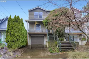 1928 SE Sherrett St, Portland, OR 97202 - Photo 1