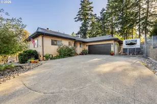 597 Cedar St, Sutherlin, OR 97479 - Photo 1