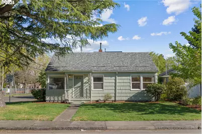 9205 SE Salmon St, Portland, OR 97216 - Photo 1