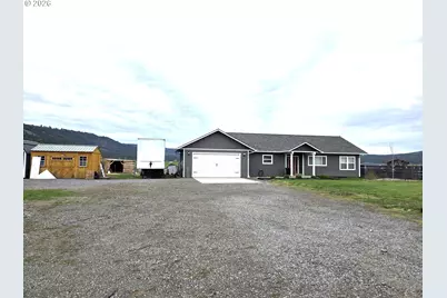 902 N 15th Ave, Elgin, OR 97827 - Photo 1