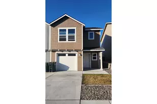 1701 NE 8th St, Hermiston, OR 97838 - Photo 1
