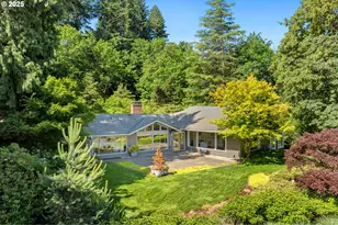 3925 SW Humphrey Blvd, Portland, OR 97221 - Photo 1