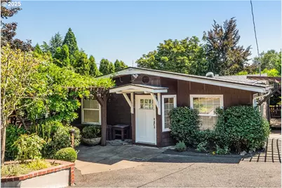 6904 SW 53rd Ave, Portland, OR 97219 - Photo 1