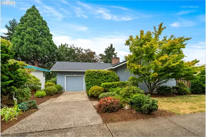 6731 SW 11th Dr, Portland, OR 97219 - Photo 1