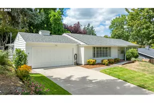 1520 Cherry Crest Ave, Lake Oswego, OR 97034 - Photo 1