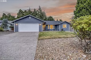 128 Park Village Loop, Florence, OR 97439 - Photo 1