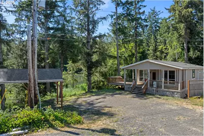550 S 19th St, Reedsport, OR 97467 - Photo 1