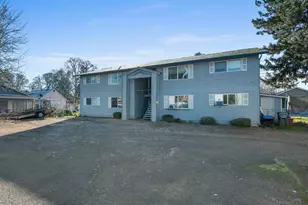 420 N 13th Ave, Cornelius, OR 97113 - Photo 1