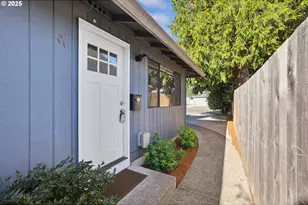 5724 SE 83rd Ave, Portland, OR 97266 - Photo 1