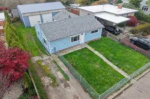 141 2nd Ave, Coos Bay, OR 97420 - Photo 1