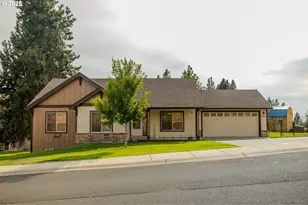 1009 Hoodview Pl, Goldendale, WA 98620 - Photo 1