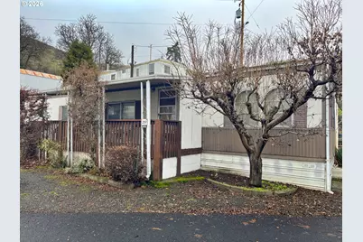 3564 E 2nd St #29, The Dalles, OR 97058 - Photo 1