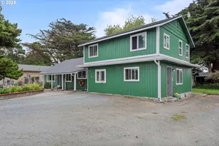235 16th St, Bandon, OR 97411 - Photo 1