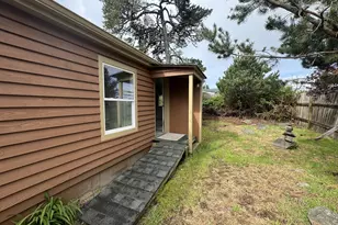 1714 Coosah Ct, Florence, OR 97439 - Photo 1