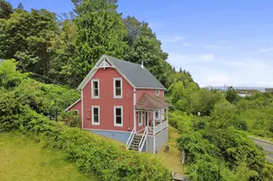 4265 Lief Erikson Dr, Astoria, OR 97103 - Photo 1