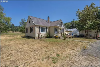 42111 Highway 226, Scio, OR 97374 - Photo 1