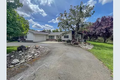 508 Cattle Dr, Roseburg, OR 97470 - Photo 1