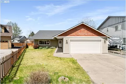 21218 Darby Ct, Bend, OR 97702 - Photo 1