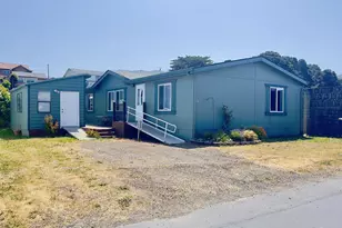 94120 Strahan St, Gold Beach, OR 97444 - Photo 1