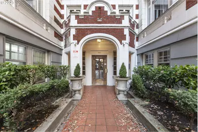 1811 NW Couch St #507, Portland, OR 97209 - Photo 1