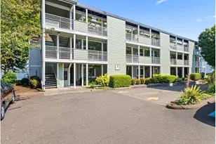 289 N Hayden Bay Dr, Portland, OR 97217 - Photo 1