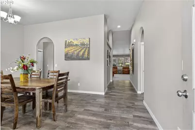 8625 SW Sagert St, Tualatin, OR 97062 - Photo 10
