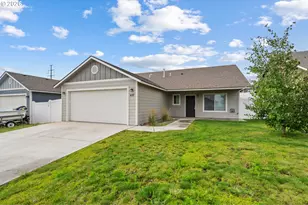 410 Costanza Ave, Umatilla, OR 97882 - Photo 1