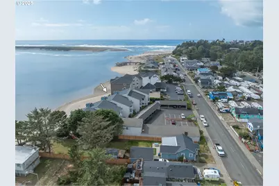 1116 SW 51st St #107, Lincoln City, OR 97367 - Photo 1