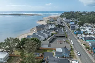 1116 SW 51st St, Lincoln City, OR 97367 - Photo 1