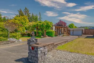 2925 Knott Terrace, Coos Bay, OR 97420 - Photo 1