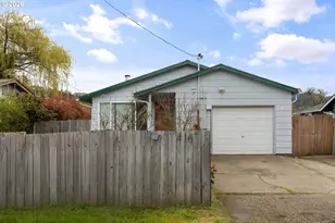 416 Glen Ave, Sutherlin, OR 97479 - Photo 1