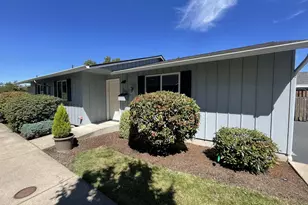 1012 W L St, Springfield, OR 97477 - Photo 1