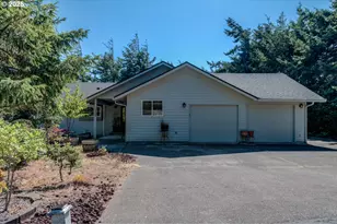 87630 Woodmere E, Florence, OR 97439 - Photo 1