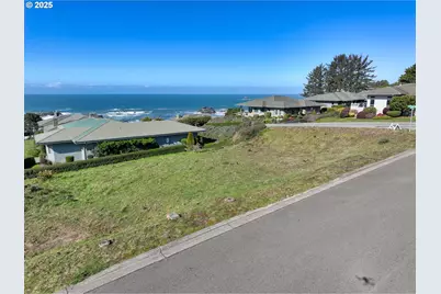 17120 Pacific Hts, Brookings, OR 97415 - Photo 1