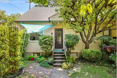 1518 SE Main St, Portland, OR 97214 - Photo 1