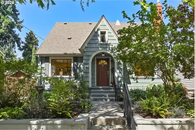 3415 NE Tillamook St, Portland, OR 97212 - Photo 1