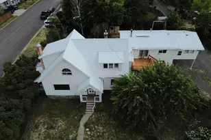 1002 3rd St, La Grande, OR 97850 - Photo 1