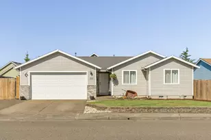 810 Columbia Dr, Molalla, OR 97038 - Photo 1