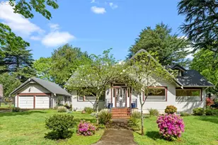 651 SE Manchester Pl, Portland, OR 97202 - Photo 1