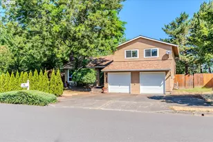 3083 SE 4th St, Gresham, OR 97080 - Photo 1