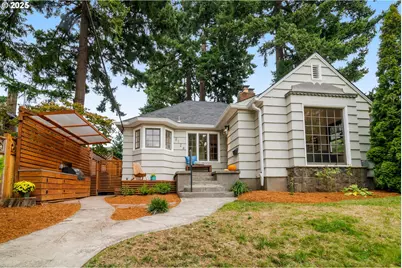 2124 SE 54th Ave, Portland, OR 97215 - Photo 1