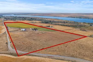 27696 Hwy 730, Umatilla, OR 97882 - Photo 1