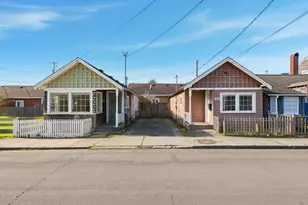 908-910 N Franklin St, Seaside, OR 97138 - Photo 1