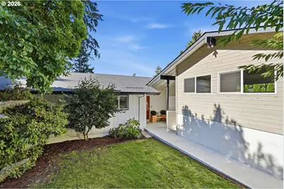 4935 SW 19th Dr, Portland, OR 97239 - Photo 1